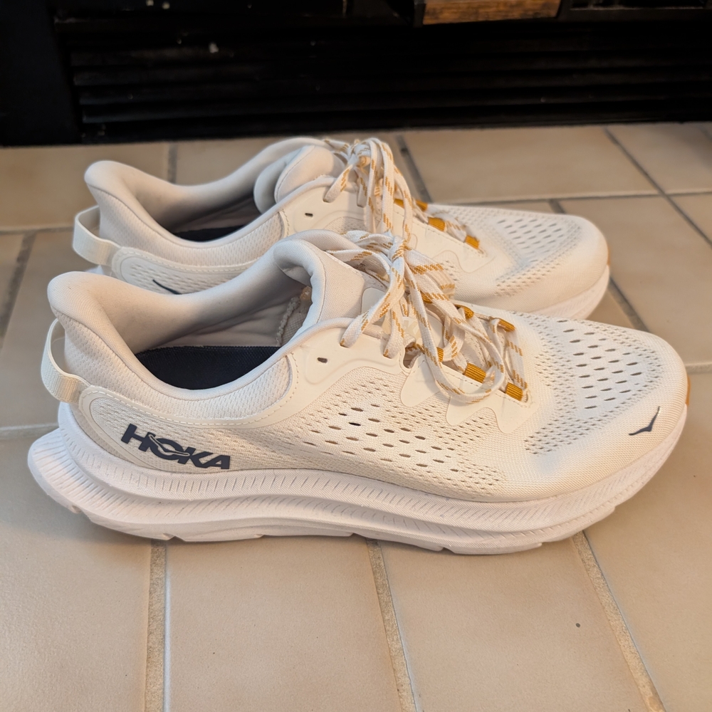 Hoka One Kawana 2